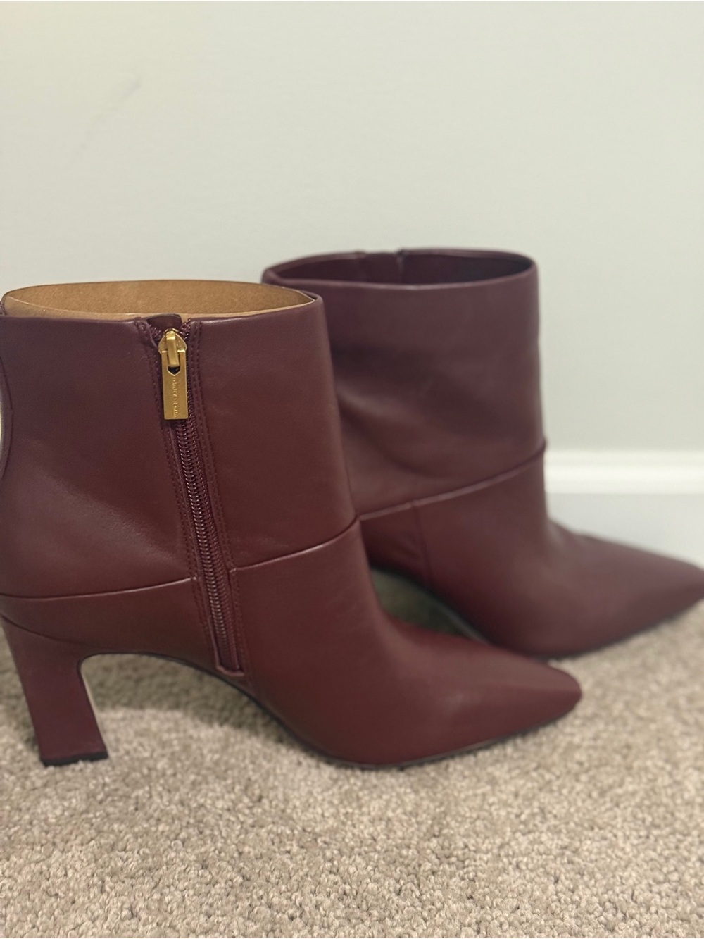 NEW Vince Camuto Sedyn Bootie Toe Ankle Boots in Bordeaux, Size 9